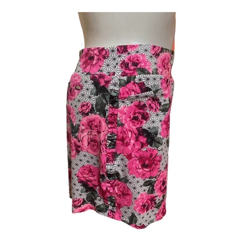 Tail Floral Geo Skort In White Pink & Black Size L Fits 14, 16, XL, 1X - Picture 2 of 10